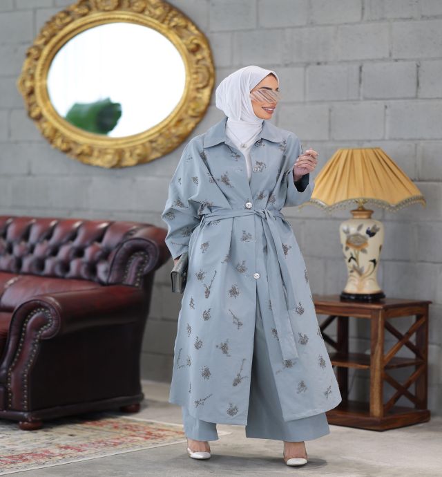 بدله نسائية