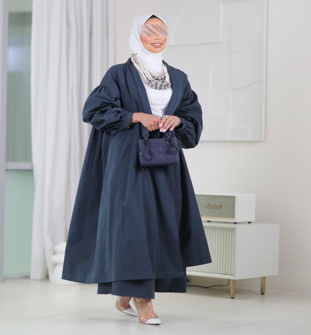 بدله نسائية