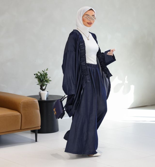 بدله نسائية